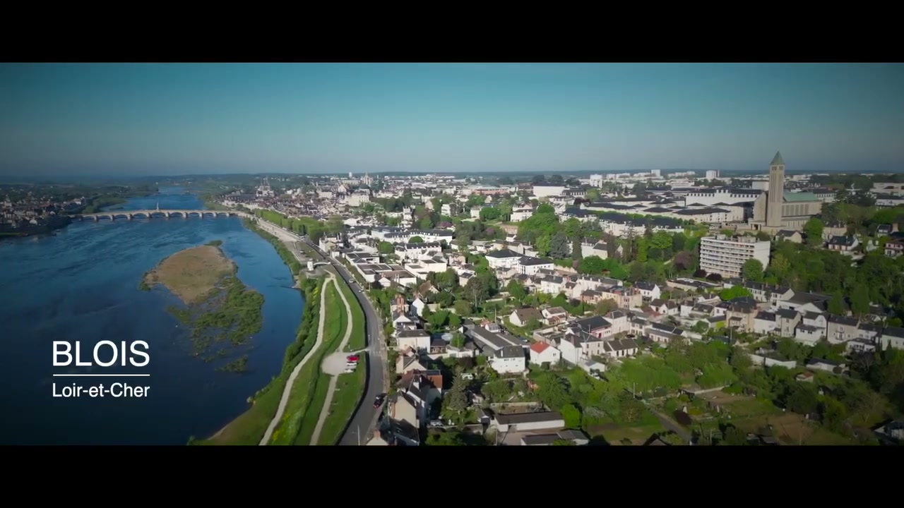 Basilique Notre-Dame de Blois drone view