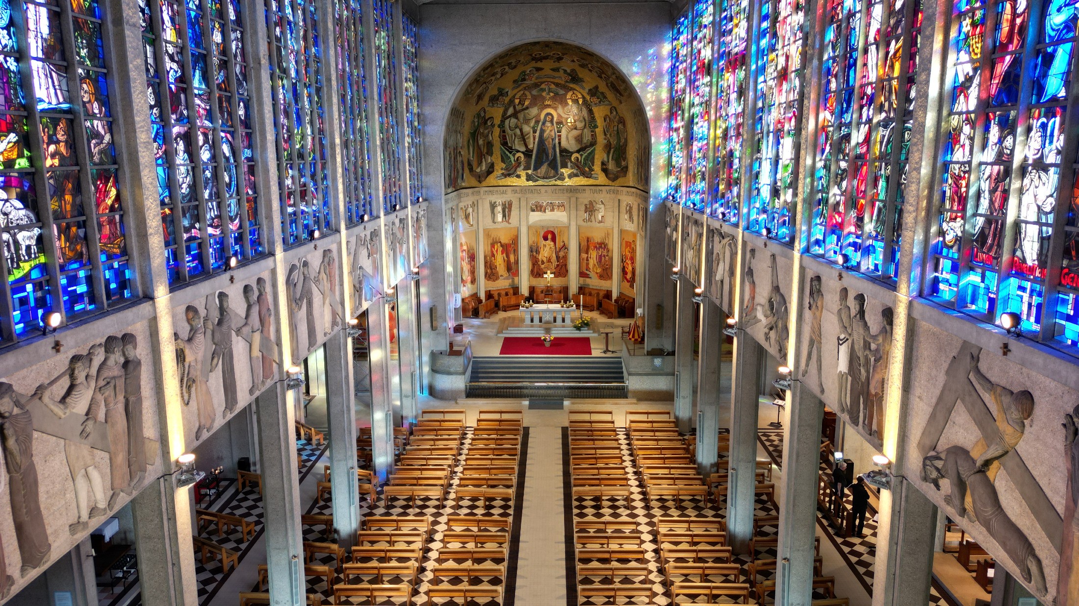 Notre Dame de la Trinité Blois drone